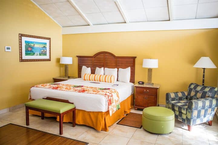 Room 3 of 22