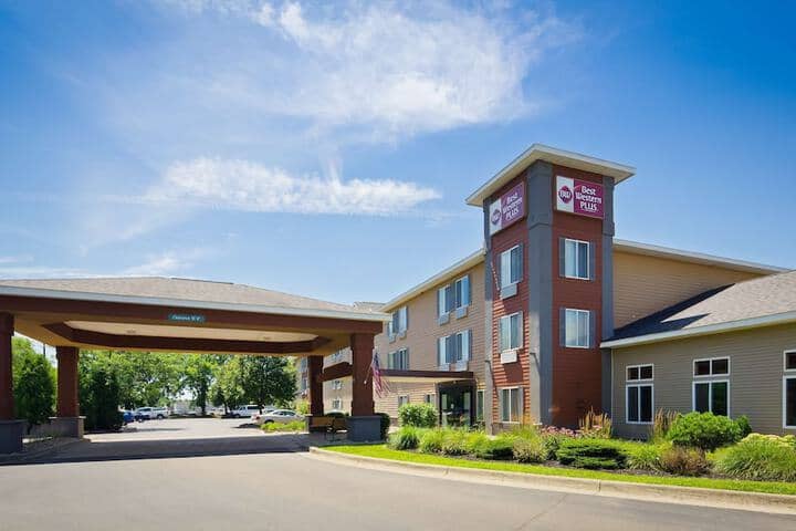 Hotel 41 of 42