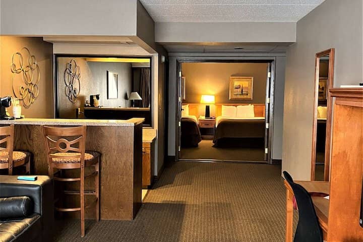 Room 26 of 69