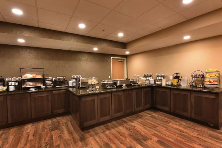 Breakfast/Coffee Service 55 of 76