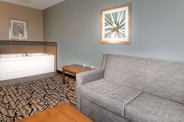 Room 10 of 63
