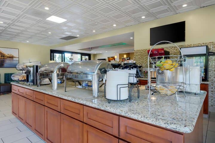 Breakfast/Coffee Service 53 of 59