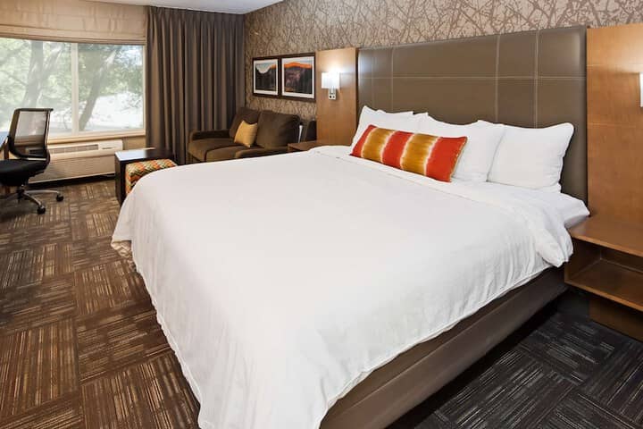 Room 16 of 31