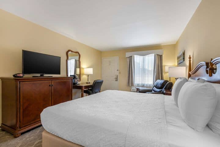 Room 18 of 38