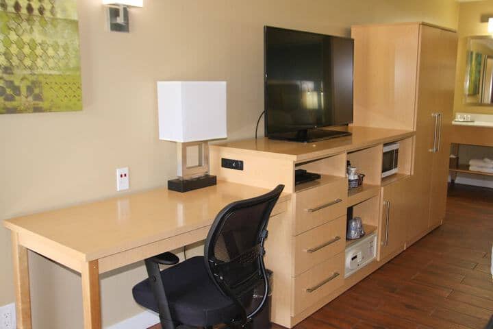 Room 7 of 59