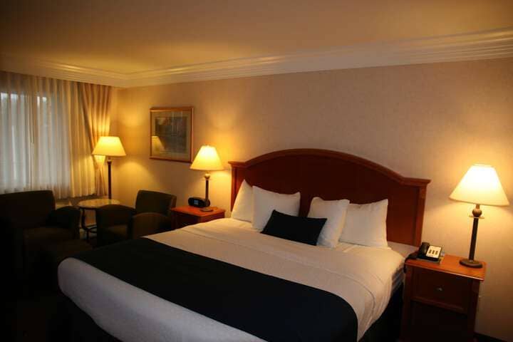Room 6 of 62