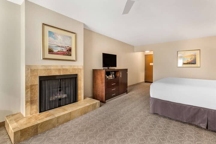 Room 44 of 63