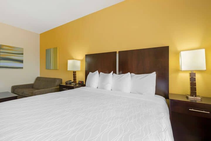 Room 21 of 41