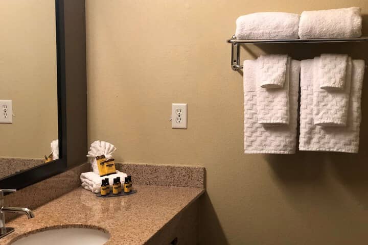 Room 20 of 28