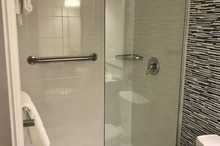 Bathroom shower