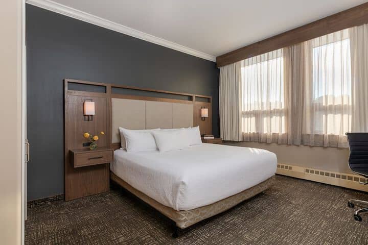 Room 22 of 65