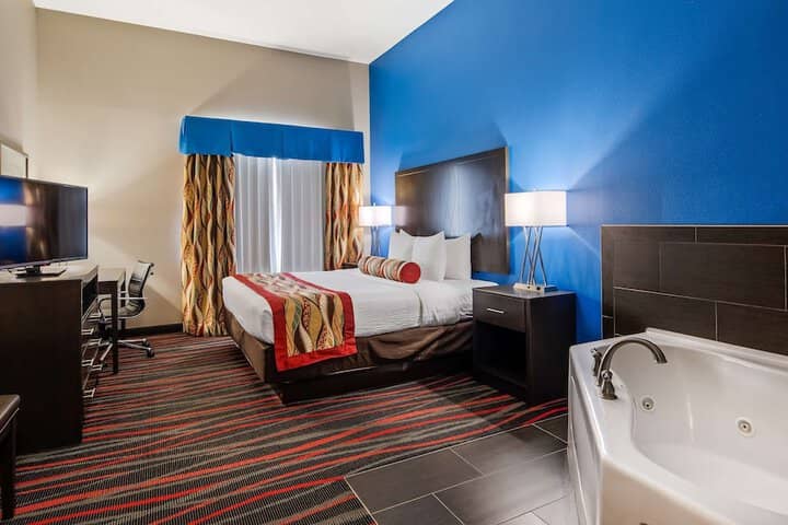 Room 4 of 31