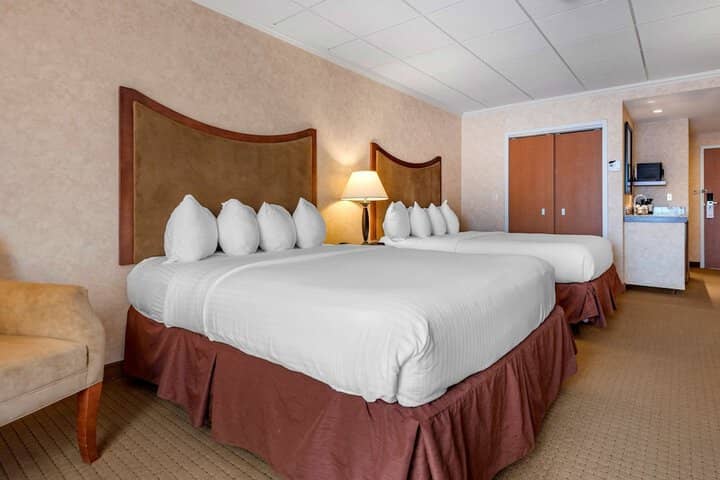 Room 19 of 48