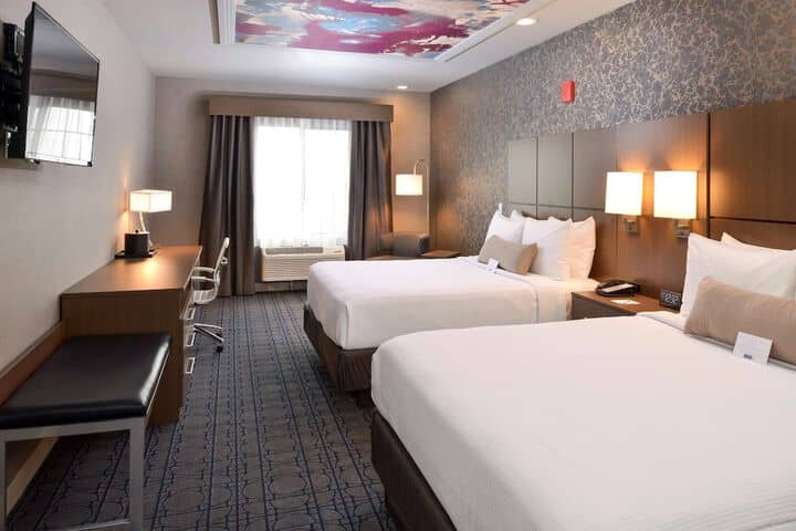 Room 18 of 42