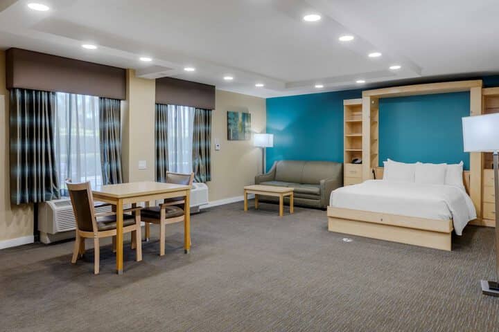 Room 13 of 59