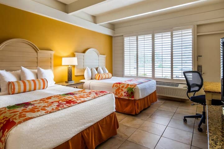 Room 4 of 22