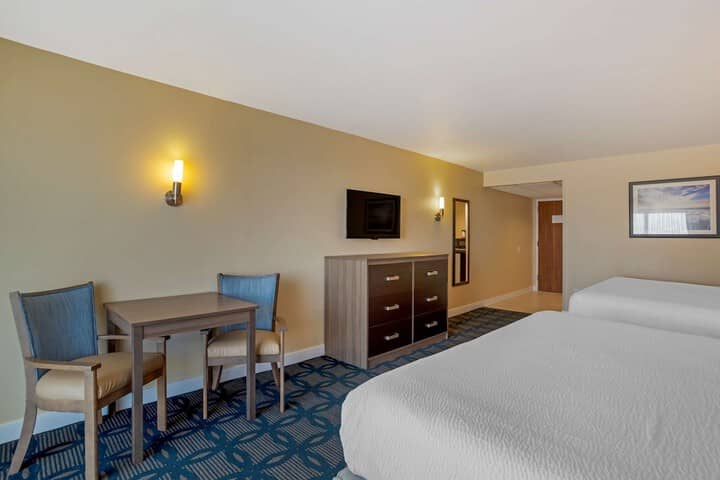 Room 6 of 46