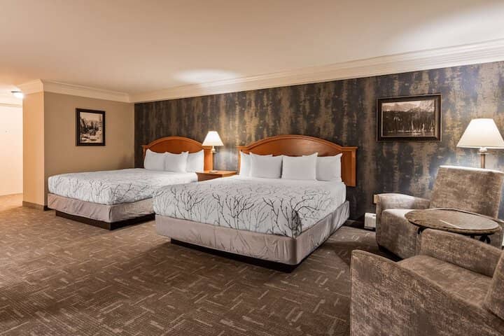Room 11 of 62