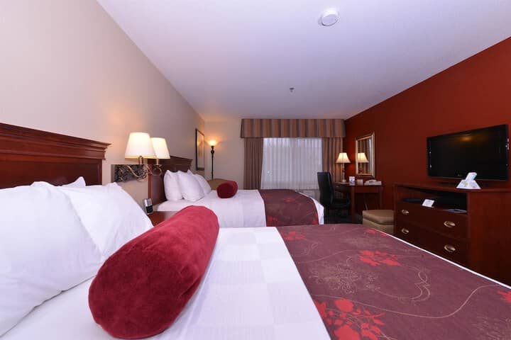 Room 8 of 43