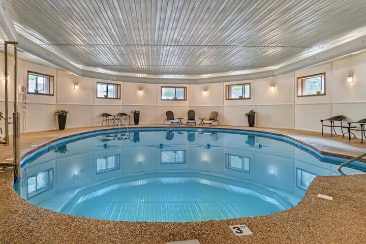 Pool 27 of 35