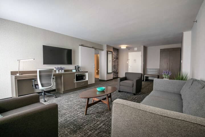 Room 15 of 117