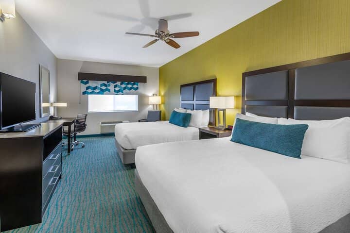 Room 10 of 41