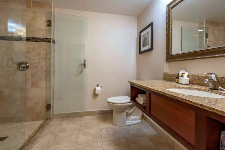 Room 32 of 48