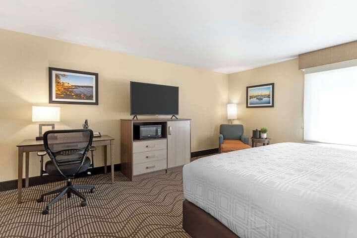 Room 11 of 47