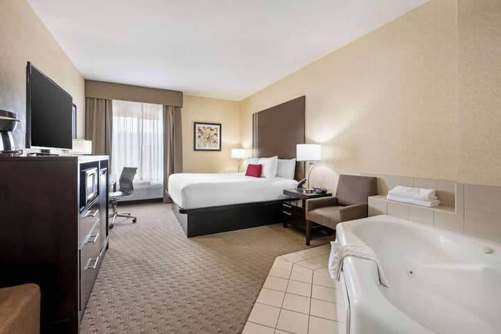 Room 8 of 46