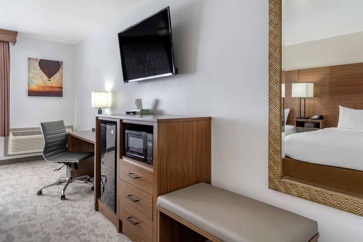 Room 20 of 52
