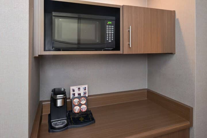 Room 26 of 42