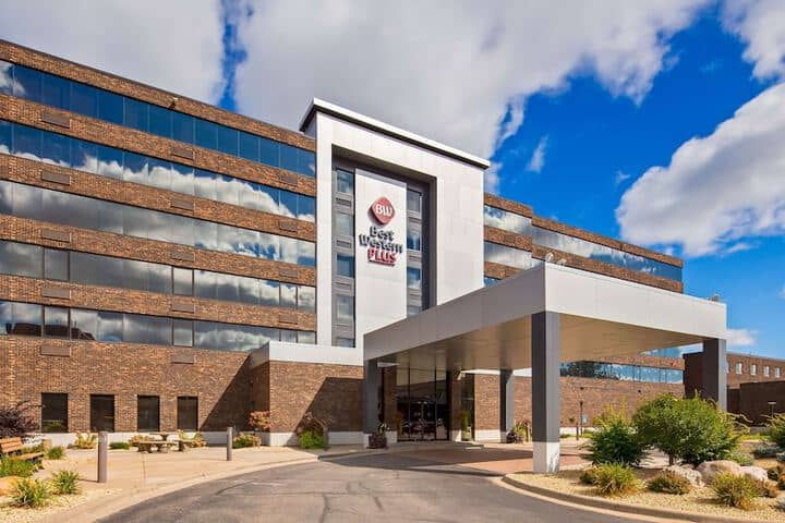 Hotel 69 of 69