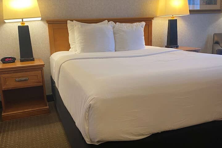 Room 4 of 69