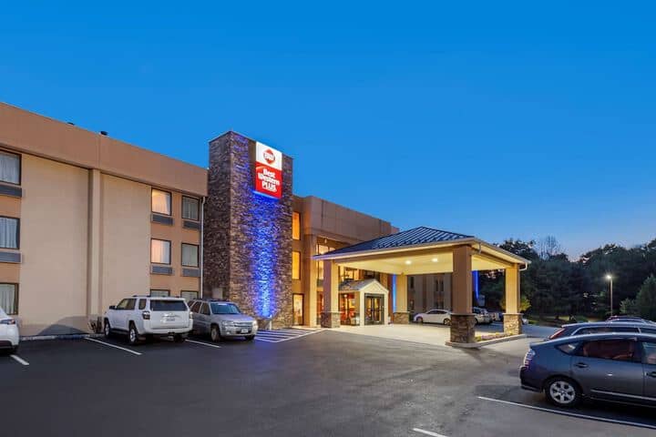 Hotel 27 of 27