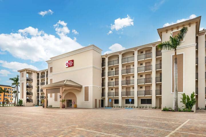 Hotel 114 of 131