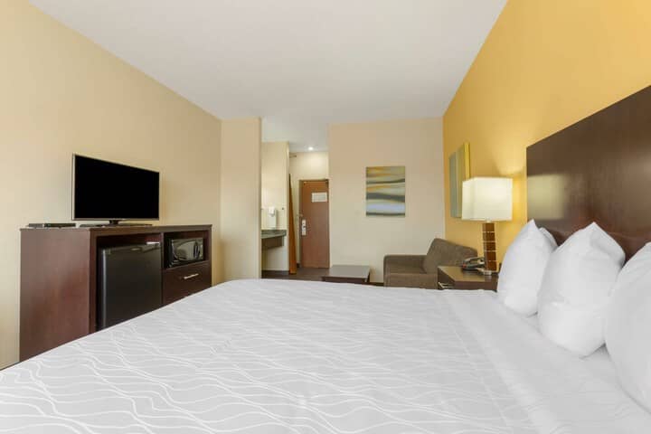 Room 18 of 41
