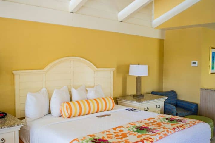 Room 6 of 22