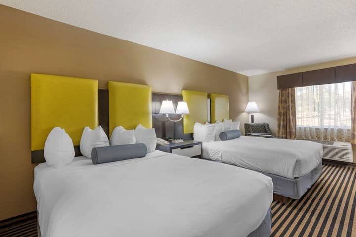 Room 10 of 35