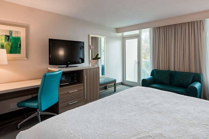 Room 7 of 23