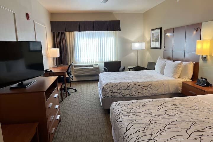 Room 25 of 62