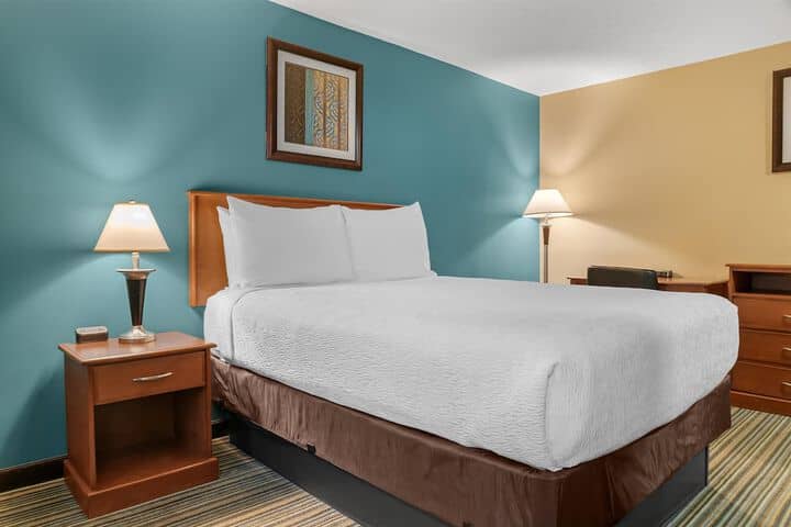 Room 14 of 35