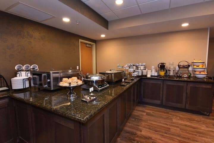 Breakfast/Coffee Service 57 of 76