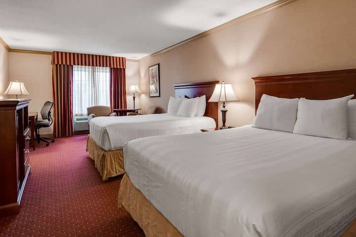 Room 20 of 37