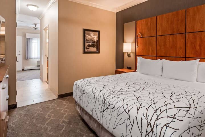 Room 17 of 62