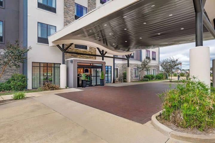 Hotel 47 of 47