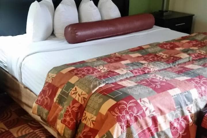 Room 5 of 21