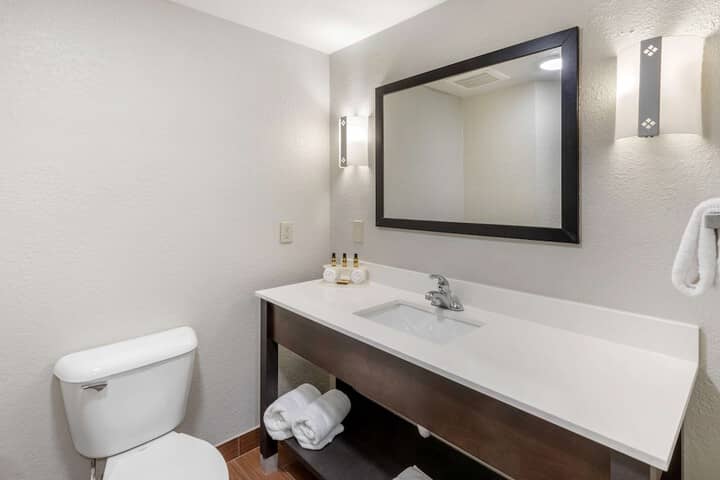 Room 20 of 44