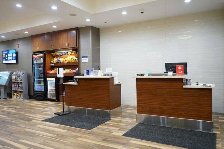Concierge desk