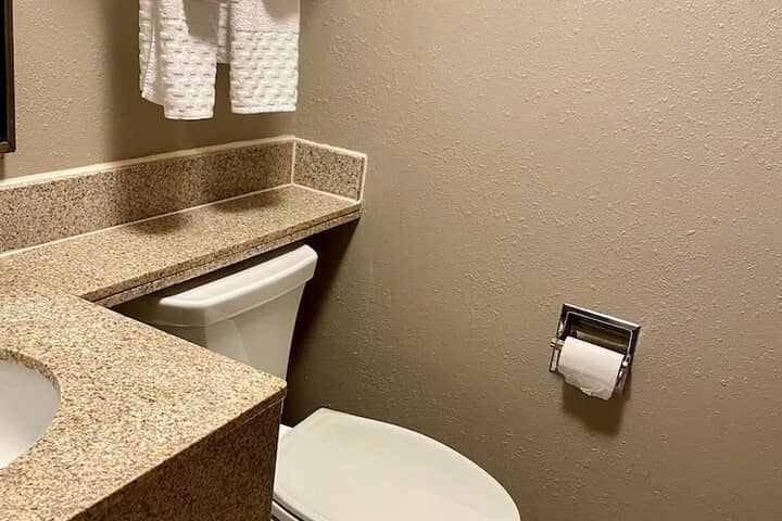 Room 53 of 69