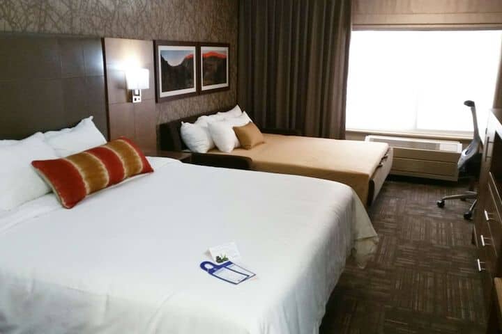 Room 17 of 31